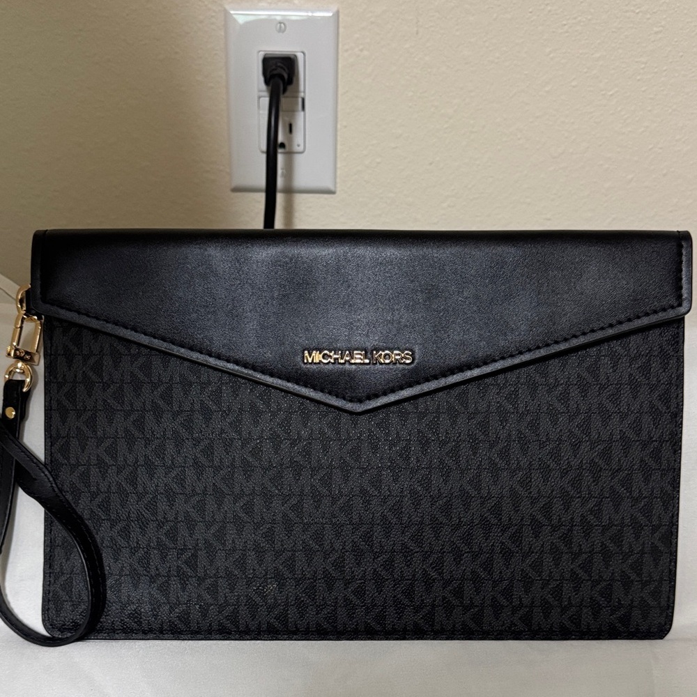 Michael Kors Black Logo Envelope Wristlet Clutch